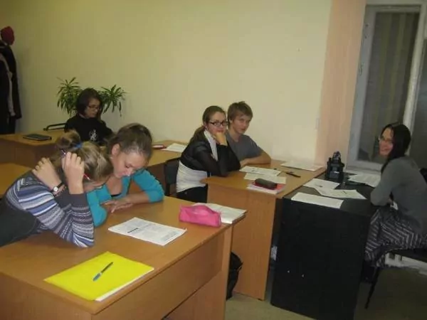 2010г.