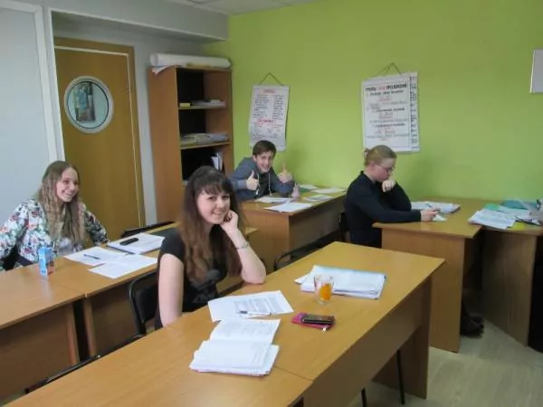 2011г.